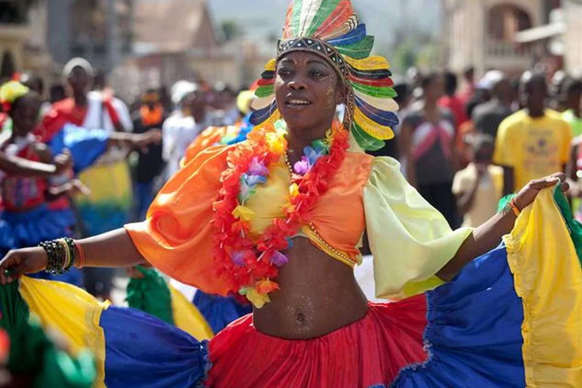 Explore the Festivals, Gastronomy and Art of Haiti: An Immersive Dive