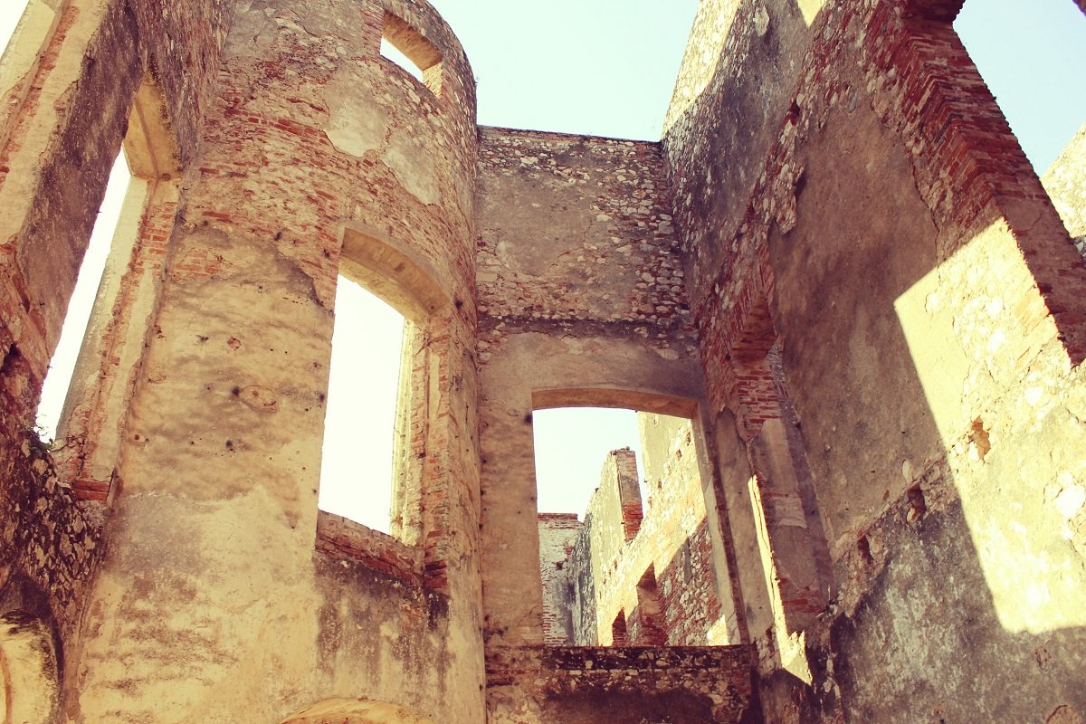 Haïti - Palais Sans Souci, Milot, Haïti - Palais Sans Souci Haïti, ruines royales Milot, site historique roi Henri Christophe, patrimoine culturel Haïti, tourisme patrimoine Milot, vestiges palais colonial Haïti, attraction historique Cap-Haïtien, Sans Souci royal residence, Haïti royal ruins, historic royal site Haiti, King Henri Christophe legacy, Northern Haïti cultural site, Haitian historical landmark, Palacio Sans Souci Haití, ruinas reales Milot, sitio histórico rey Henri Christophe, patrimonio cultural Haití, turismo histórico Haití, vestigios palacio colonial Haití, atracción histórica Cabo Haitiano Haïti - Palais Sans Souci, Milot, Haïti - Palais Sans Souci Haïti, ruines royales Milot, site historique roi Henri Christophe, patrimoine culturel Haïti, tourisme patrimoine Milot, vestiges palais colonial Haïti, attraction historique Cap-Haïtien, Sans Souci royal residence, Haïti royal ruins, historic royal site Haiti, King Henri Christophe legacy, Northern Haïti cultural site, Haitian historical landmark, Palacio Sans Souci Haití, ruinas reales Milot, sitio histórico rey Henri Christophe, patrimonio cultural Haití, turismo histórico Haití, vestigios palacio colonial Haití, atracción histórica Cabo Haitiano